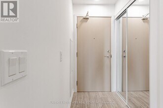 2020-2020 Bathurst St in Toronto, ON - Building Photo - Building Photo