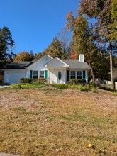 4003 Persimmon Court in Greensboro, NC - Building Photo - Building Photo