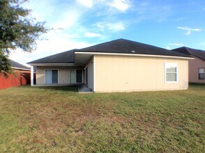 10136 Lancashire Dr in Jacksonville, FL - Building Photo - Building Photo