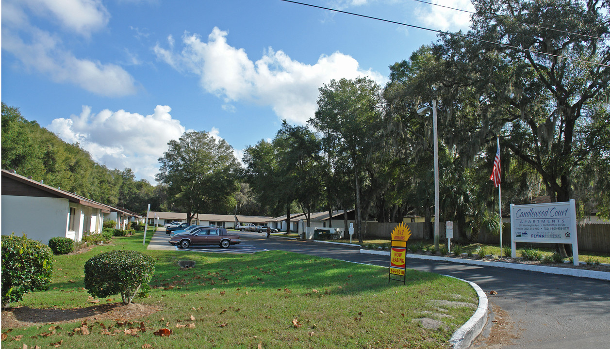 Candlewood Court Apartments in Inverness, FL - Foto de edificio