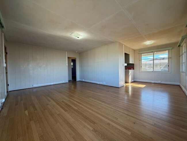 1321 Hookano St in Pearl City, HI - Building Photo - Building Photo