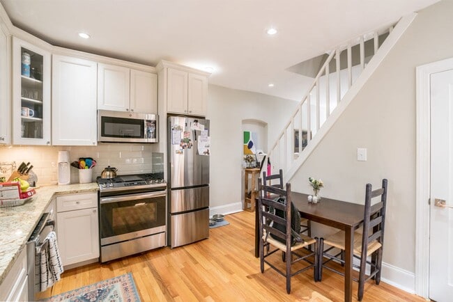 property at 2111 Kimball St