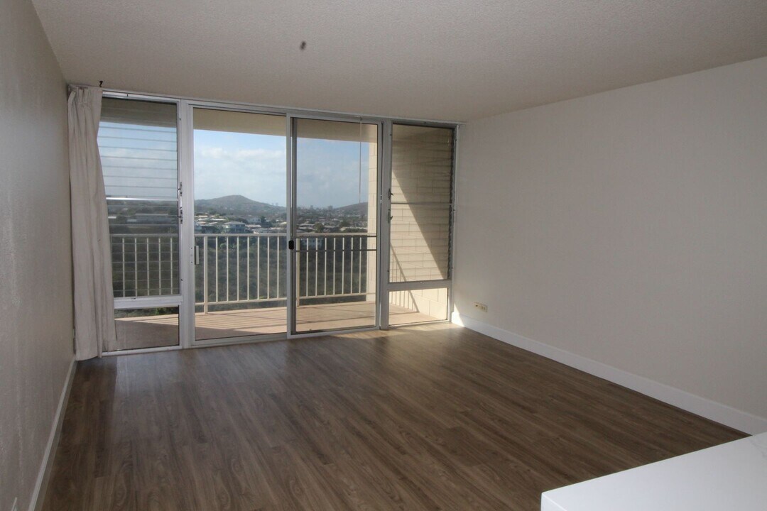 98-711-711 Iho Pl in Aiea, HI - Building Photo