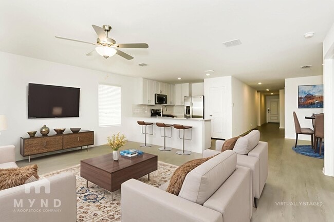 2733 Mistwood Dr in Fort Worth, TX - Foto de edificio - Building Photo