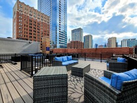 1214 N La Salle Dr, Unit 2J in Chicago, IL - Building Photo