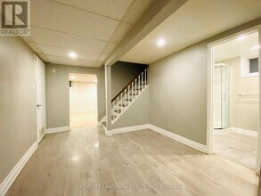 640 Netherton Crescent in Mississauga, ON - Building Photo - Building Photo