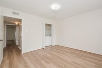 12633 Memorial Dr photo'