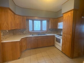 411 S 5th Ave in Hoopeston, IL - Building Photo - Building Photo