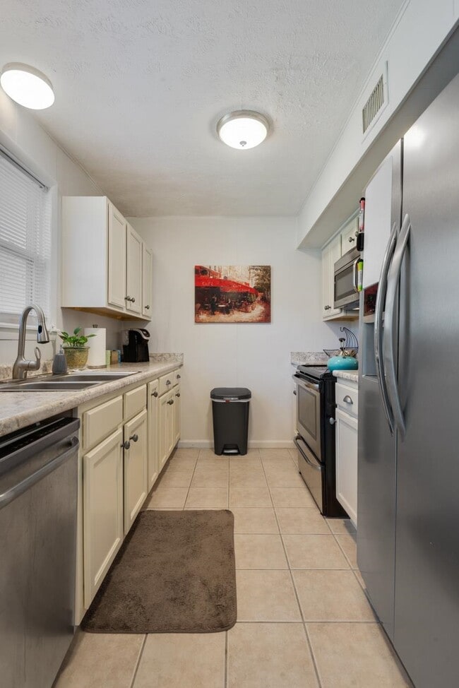 4783 Dick Mitchell Dr in Tallahassee, FL - Building Photo - Building Photo