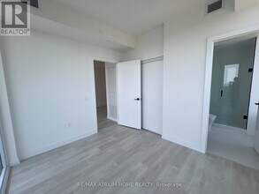 117-LP117 Broadway Ave in Toronto, ON - Building Photo - Building Photo