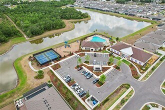 13014 Willow Grove Dr in Riverview, FL - Building Photo - Building Photo