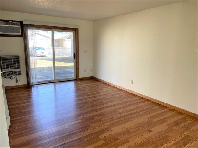 619 McHugh Rd in Holmen, WI - Building Photo - Building Photo