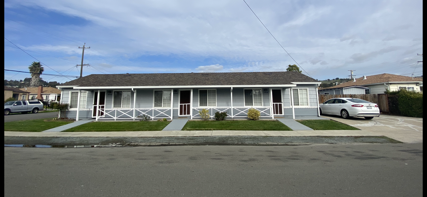 15226 Lark in San Leandro, CA - Building Photo