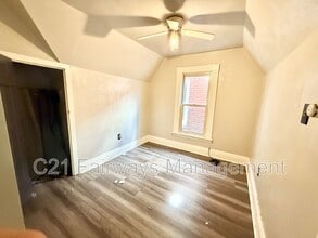 427 2nd St in Pitcairn, PA - Building Photo - Building Photo