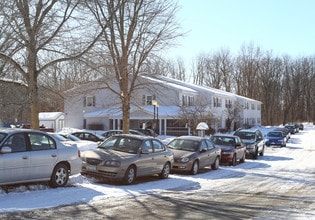 Rivertown Housing II in Athens, NY - Foto de edificio - Building Photo