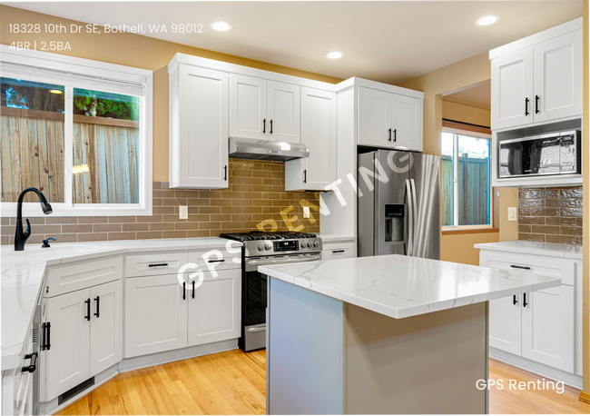 18328 10th Dr SE in Mill Creek, WA - Building Photo - Building Photo