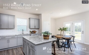 1552 Rhodes Pond St in Wendell, NC - Building Photo - Building Photo