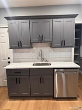 162 Fox St, Unit 2nd in Bridgeport, CT - Foto de edificio - Building Photo