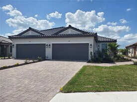3016 Formia Ct in Lakewood Ranch, FL - Building Photo