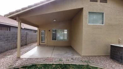 3930 E Barbarita Ave in Gilbert, AZ - Building Photo - Building Photo