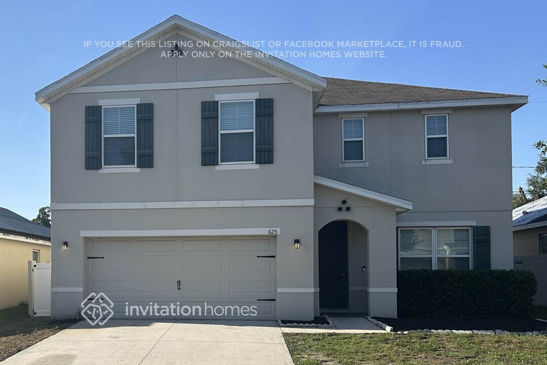 625 Diamond Ridge Rd in Seffner, FL - Building Photo