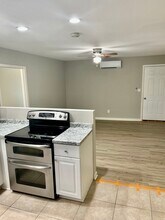 1035 Olive Ave, Unit 2 in Ramona, CA - Foto de edificio - Building Photo