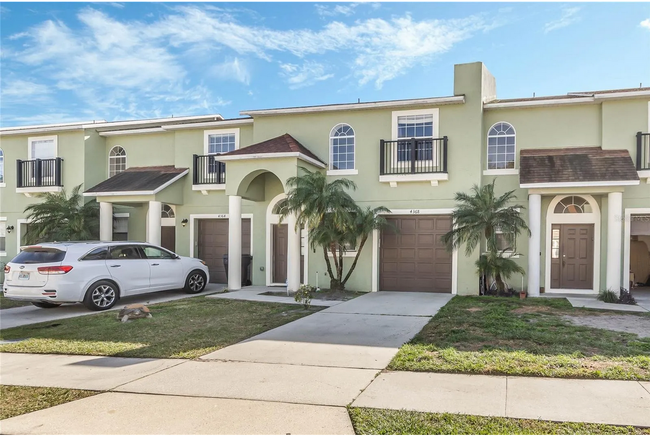 4368 Paradise Cove Ct in Kissimmee, FL - Foto de edificio - Building Photo