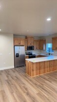 101 E Lindo Ave in Chico, CA - Building Photo