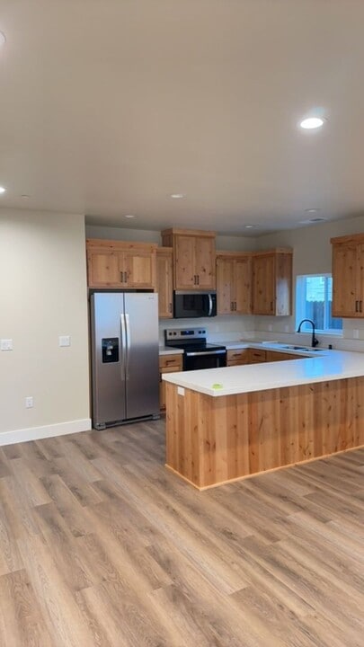 101 E Lindo Ave in Chico, CA - Building Photo