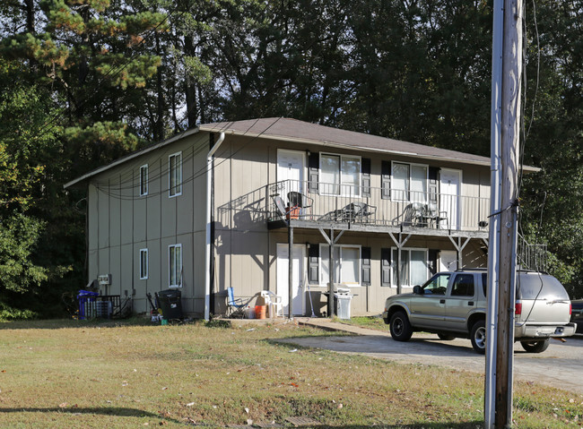 30-32 Bennett St in Newnan, GA - Building Photo - Building Photo