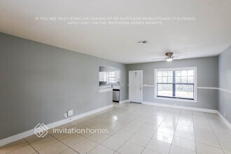 15321 NE 10th Ave in North Miami Beach, FL - Building Photo - Building Photo