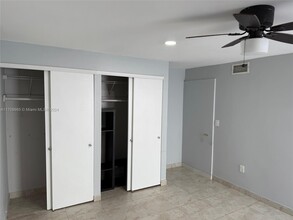 11551 SW 81st Terrace in Miami, FL - Building Photo - Building Photo