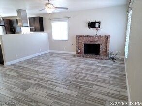 604 Dolores Dr in Las Vegas, NV - Building Photo - Building Photo
