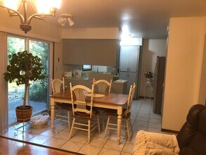 17645 Prince George Ct in Brookfield, WI - Building Photo - Building Photo