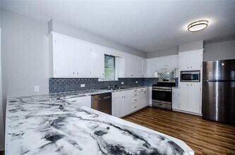 104 Cole St in Ladonia, TX - Building Photo - Building Photo