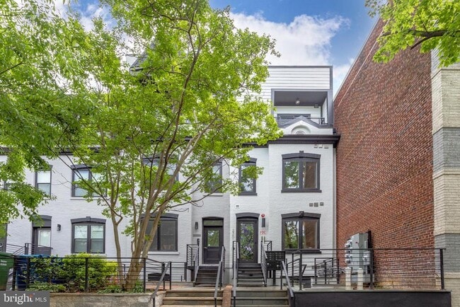 property at 2301 Ontario Rd NW