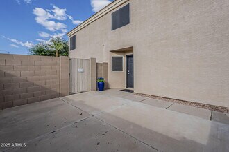 11354 W Austin Thomas Dr in Surprise, AZ - Building Photo - Building Photo