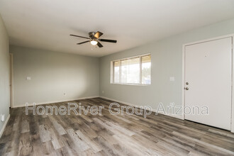 512 S 75th Pl in Mesa, AZ - Building Photo - Building Photo