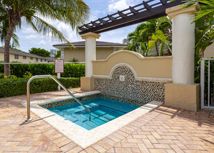 Legacy at Dadeland in Miami, FL - Foto de edificio - Building Photo