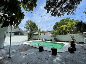 1902 W Nassau St in Tampa, FL - Building Photo - Building Photo