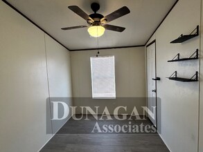 3824 Briarwood St in Carlsbad, NM - Building Photo - Building Photo