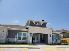 The Haven in Gregory, TX - Building Photo