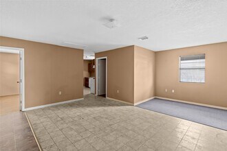 2200 Peach Ave in Bay City, TX - Building Photo - Building Photo