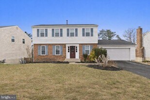 6129 Franconia Station Ln in Alexandria, VA - Building Photo