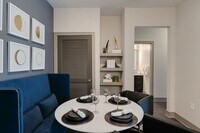 Cortland Inkwell Greenhouse photo'