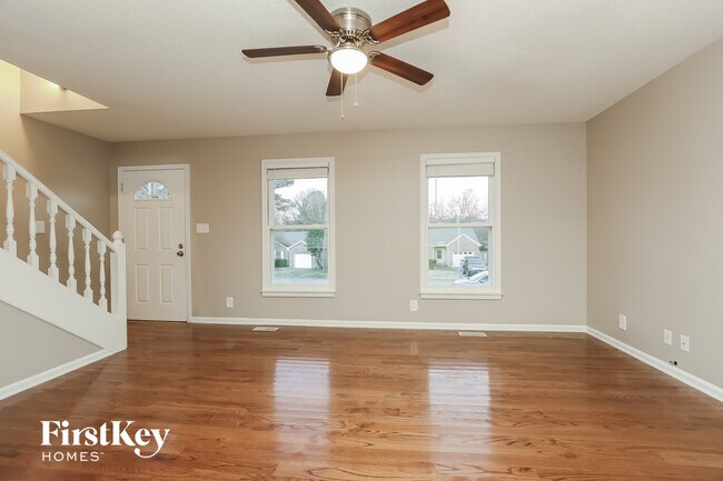 161 Shady Maple Dr in Clarksville, TN - Building Photo - Building Photo