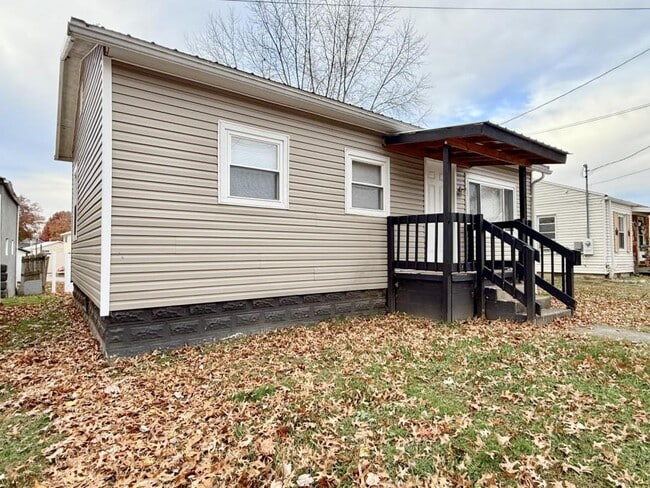 2609 Bartlett St in Parkersburg, WV - Building Photo - Building Photo