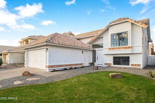 2846 E Redwood Ln in Phoenix, AZ - Building Photo