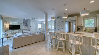 3708 Sandspur Ln in Nokomis, FL - Building Photo - Building Photo