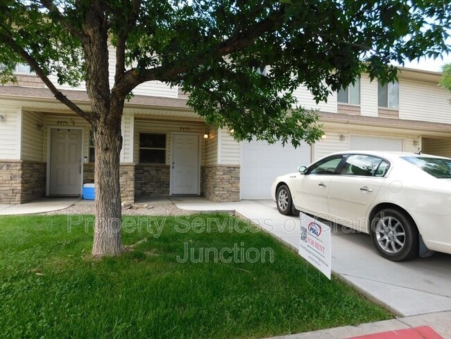 property at 2475 Theresea Ln